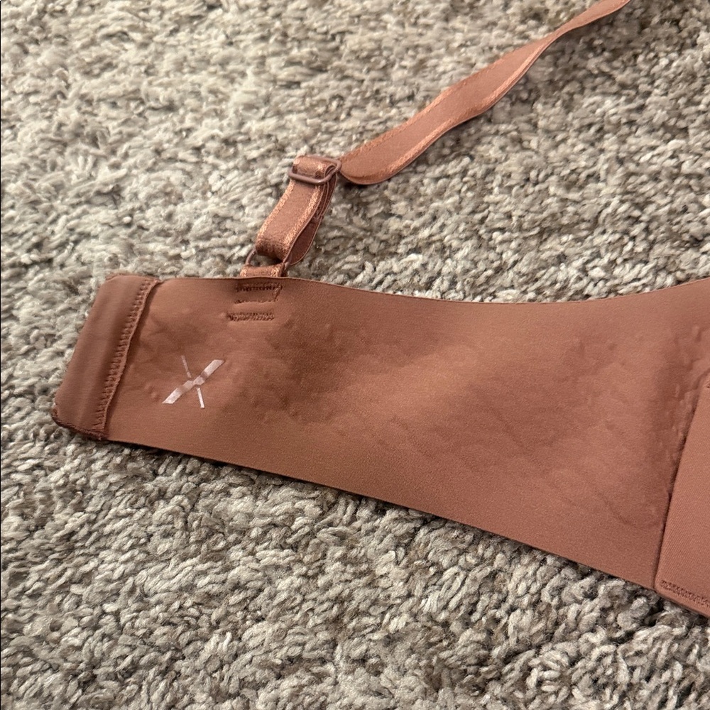 Wireless Bra - Picture 3 of 7